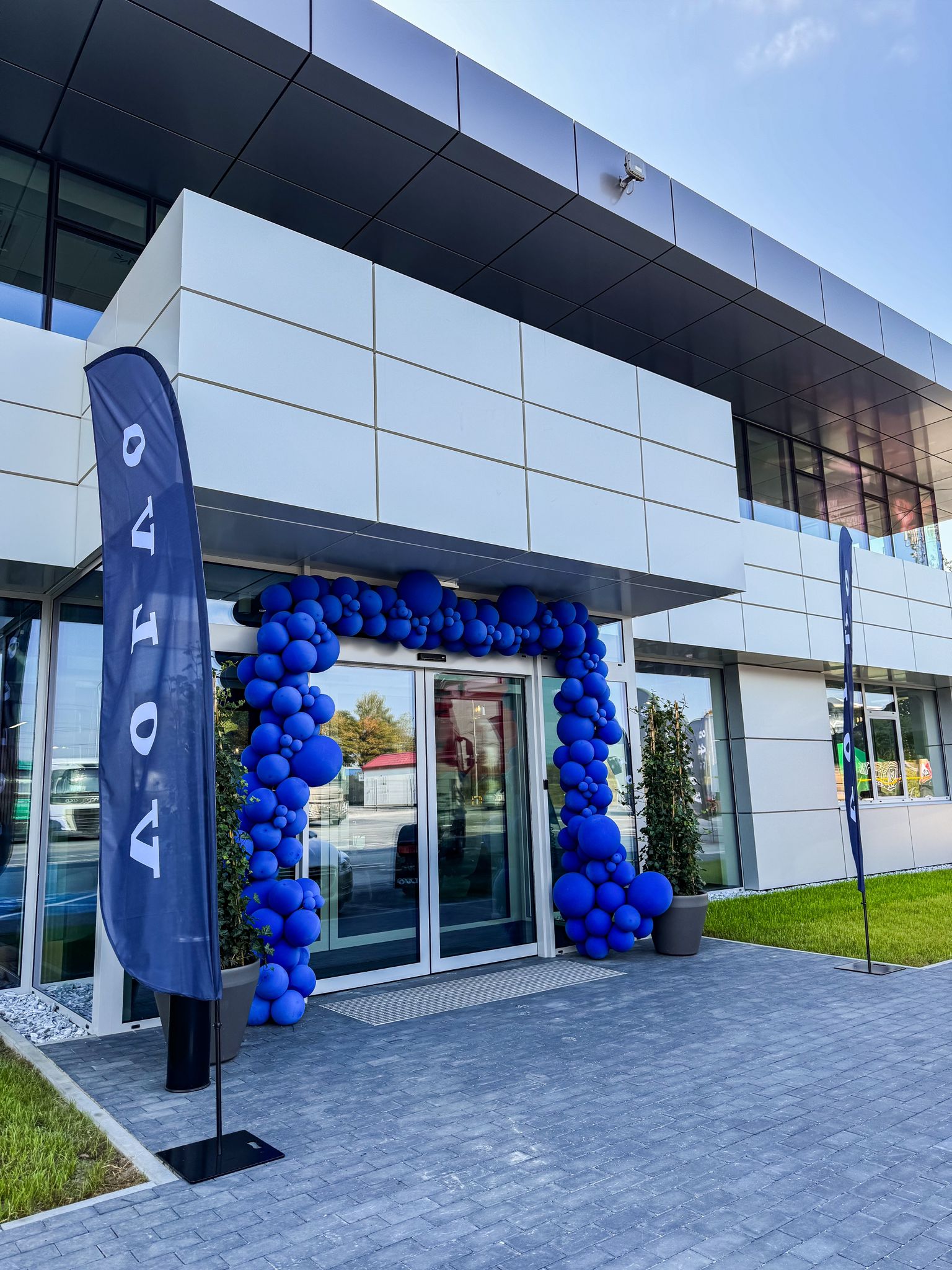 Brama balonowa volvo trucks