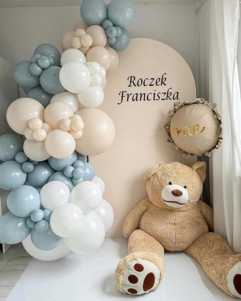 roczek dekoracje do zdjec miś